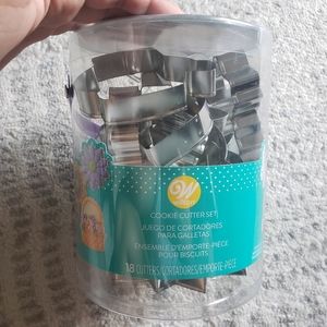 3/25 Cookie  Cutters Set